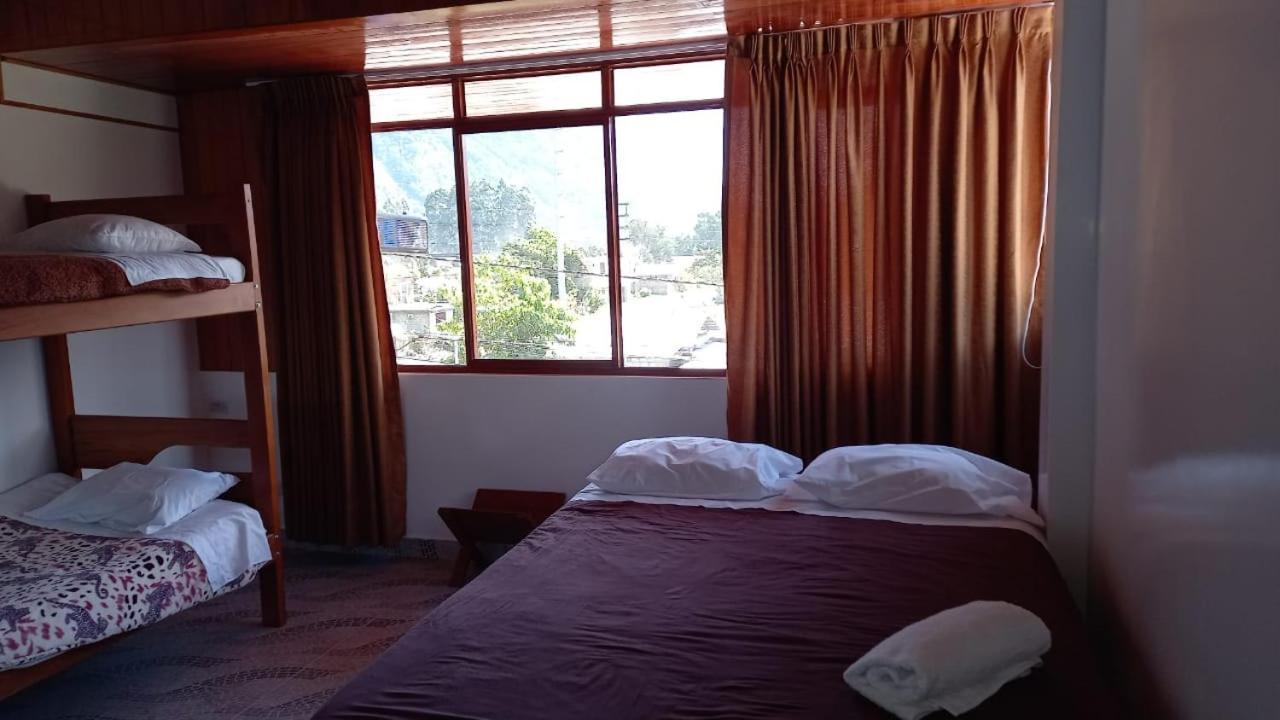 בית הארחה אוקסאפמפה 	Suzet House מראה חיצוני תמונה