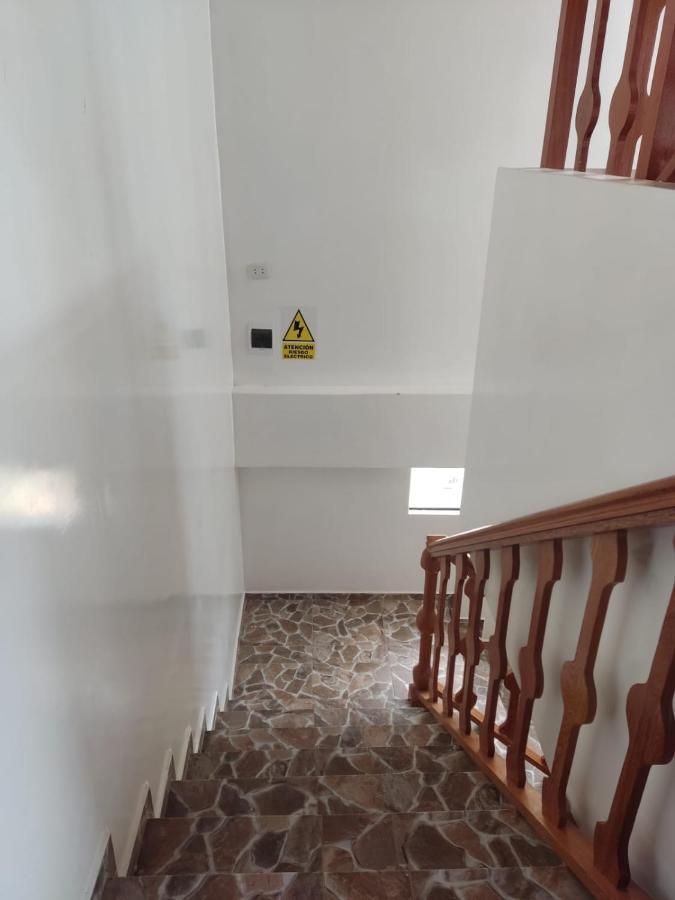 בית הארחה אוקסאפמפה 	Suzet House מראה חיצוני תמונה